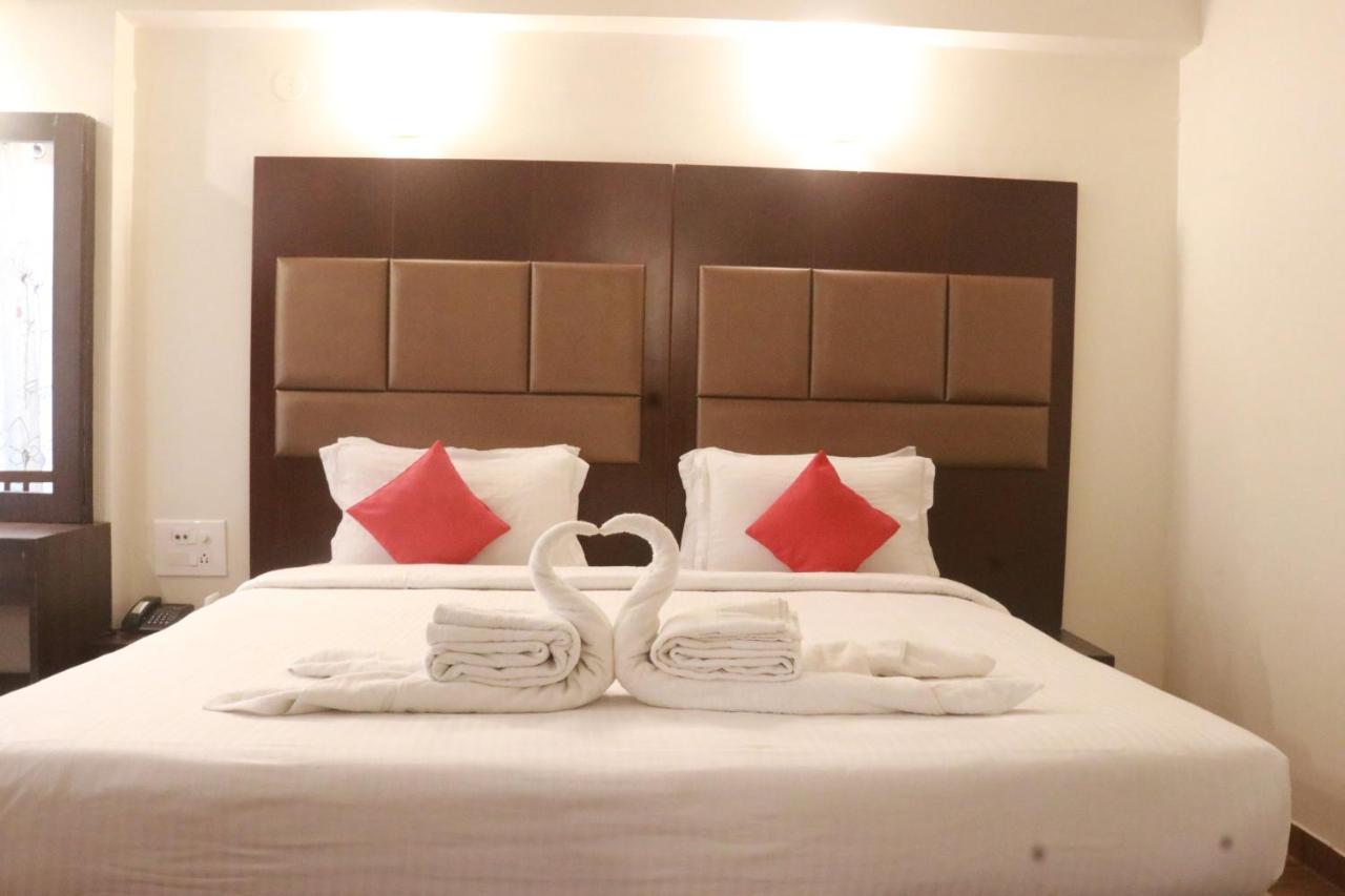 Capital O 14995 Hotel Starline Paltan Bazar Гувахати Экстерьер фото