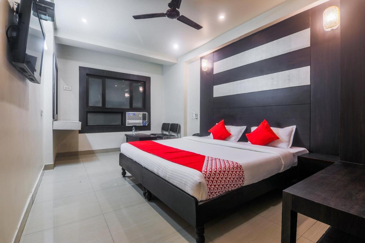 Capital O 14995 Hotel Starline Paltan Bazar Гувахати Экстерьер фото
