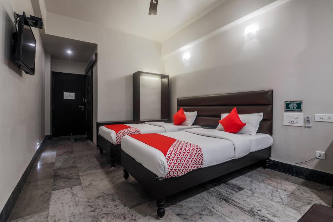 Capital O 14995 Hotel Starline Paltan Bazar Гувахати Экстерьер фото